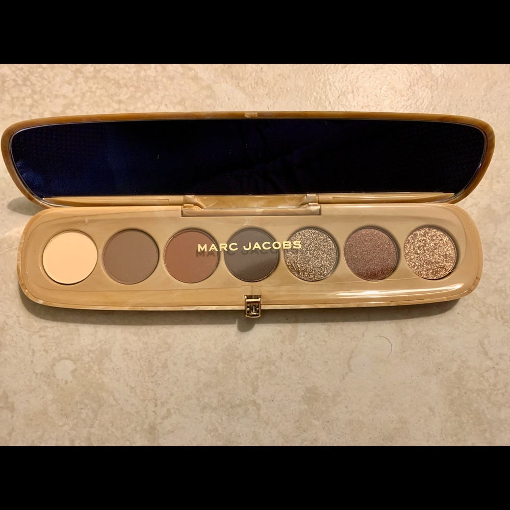 Marc Jacobs Fine Grind eyeshadow palette eye-conic NIB rare collectible makeup
